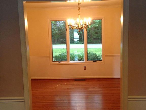 5th image of 31041 Sycamore Dr