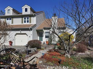 21 Gull Way, Keyport, NJ 07735