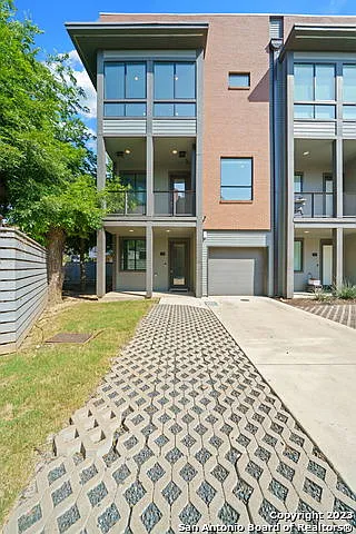 1136 E Euclid Ave Photo 1