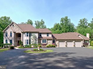 1760 Canary Rd, Quakertown, PA 18951