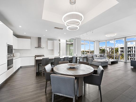 2nd image of 41 Isle Of Venice Drive #402