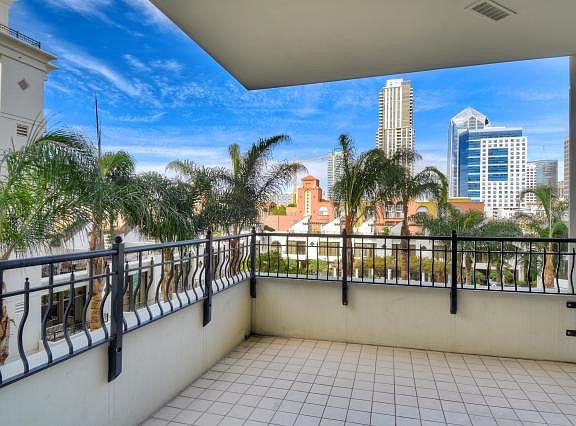 2nd image of 700 W Harbor Dr Unit 507