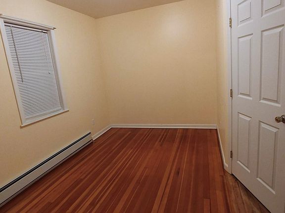 4th image of 133 Broad St #1W