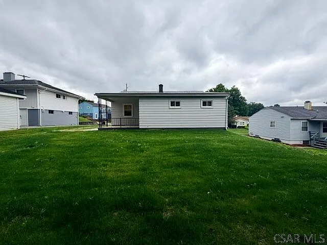 102 Elsie Dr — Photo 3