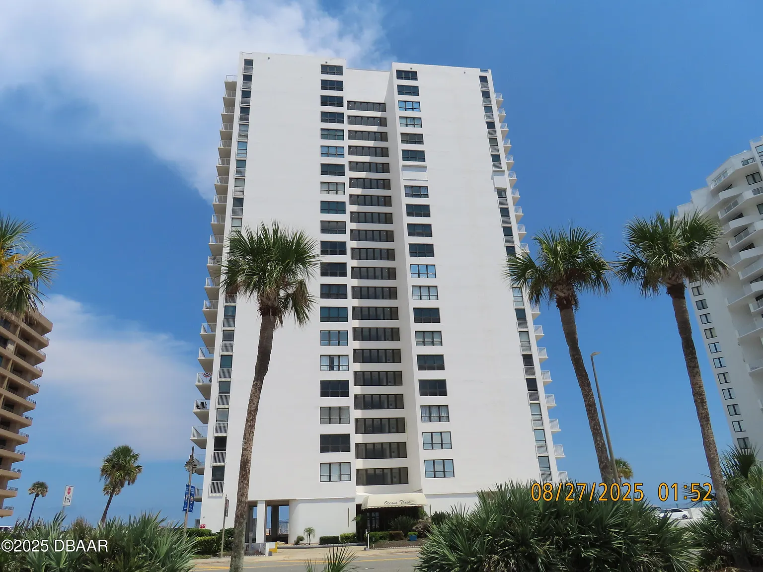 2 bed, 2.0 bath, 1028 sqft, $2,550 — Photo 2