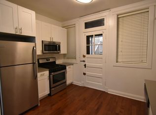700 W Grace St #3-3802, Chicago, IL 60613