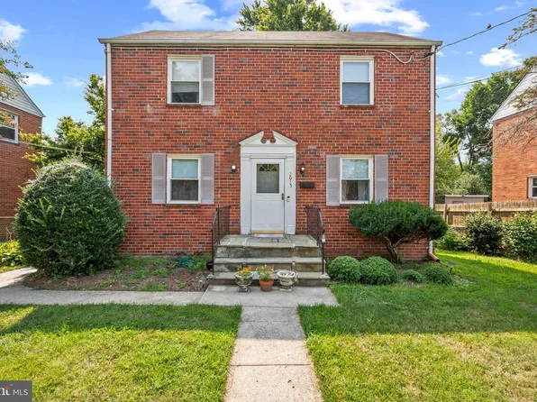 2025 Powhatan Rd, Hyattsville, MD 20782
