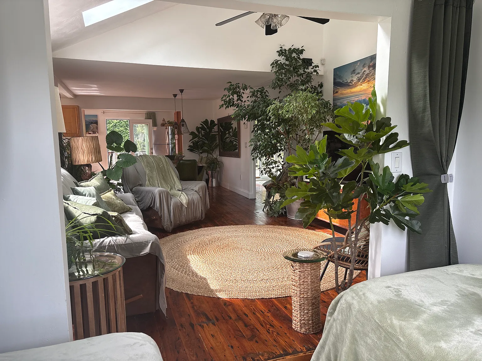 2 bed, 1000 sqft, $3,500 — Photo 4