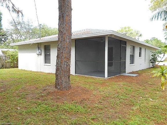2nd image of 1820 Collier Ave