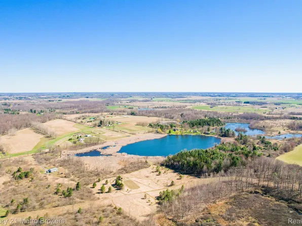 1652 Murphy Lake Rd, Silverwood, MI 48760