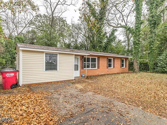 5th image of 4278 Vinson Ave