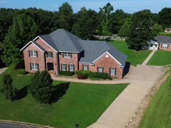 3110 Sunset West Dr, Joplin, MO 64804