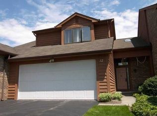 12 Ellington Cir, Rochester, NY 14612