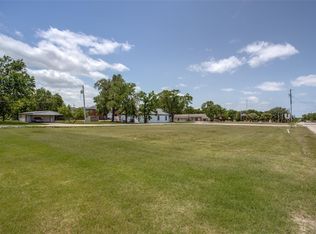 529 N 4th St, Princeton, TX 75407