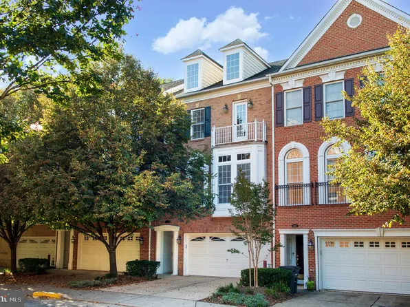 4084 Clovet Dr #31, Fairfax, VA 22030