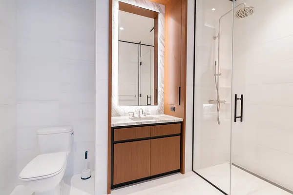 Rented by Acre NY Realty Inc | media 9