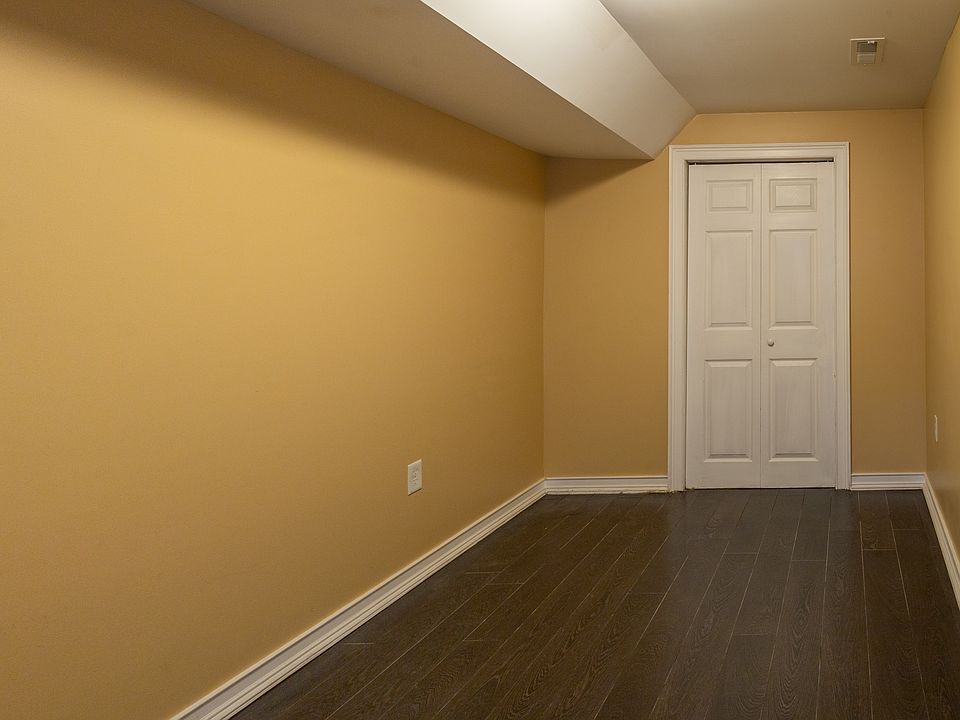 Bedroom/Office/Den