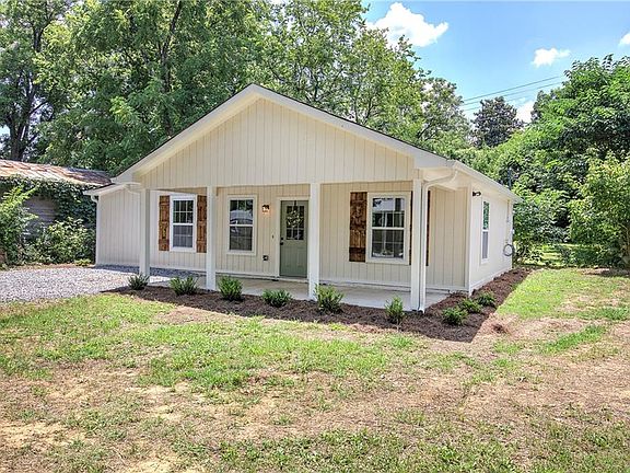 4th image of 108 Fairview Dr