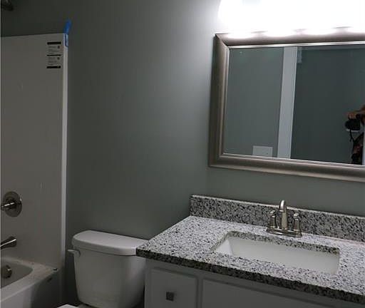 5th image of 2204 Sterling St