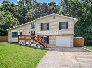 415 Freestone Dr, Newnan, GA 30265