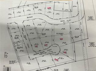 8 Karnes Dr, Woodstock, NB E7M 4M7