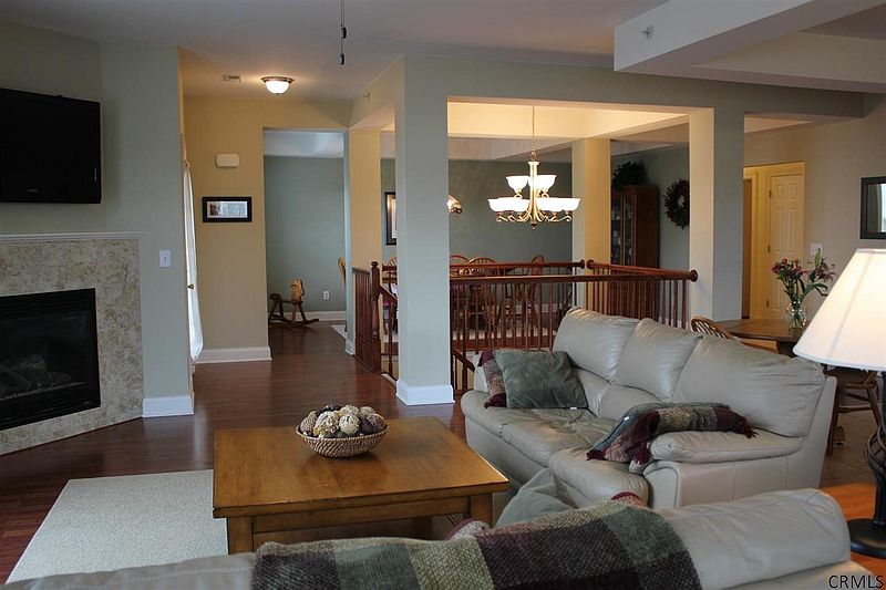 3rd image of 408 VLY POINTE Drive