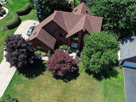 2nd image of 5558 Hidden Pines Ct