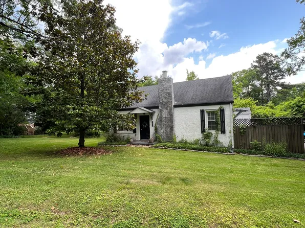 401 Pine St, Signal Mountain, TN 37377