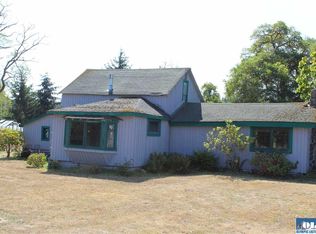 30 Erving Jacobs Rd, Port Angeles, WA 98362