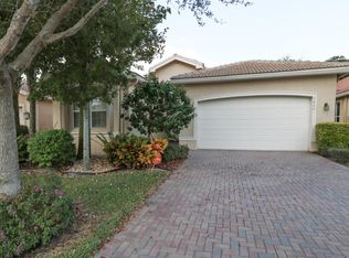 7459 Maple Ridge Trl, Boynton Beach, FL 33437