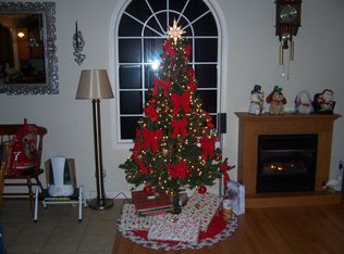 141 Lake View Dr, Glocester, RI 02814