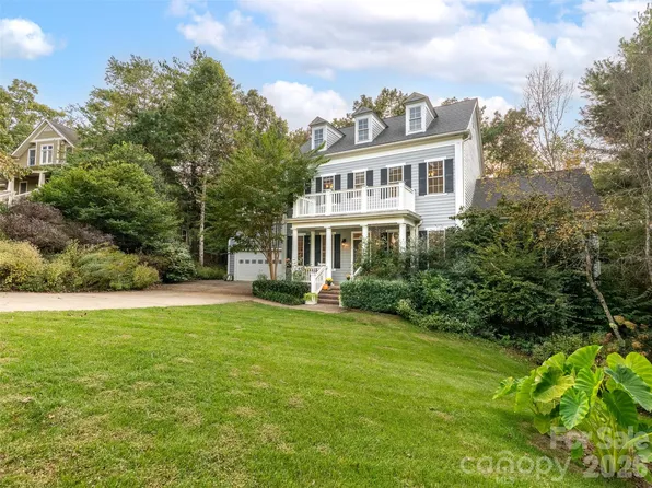 36 White Ash Dr, Asheville, NC 28803