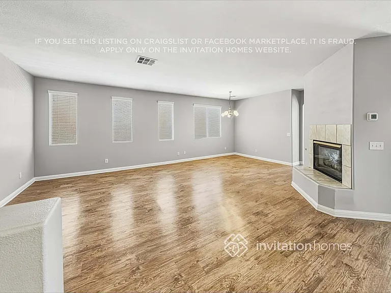 4028 Villeroy Ave — Photo 5