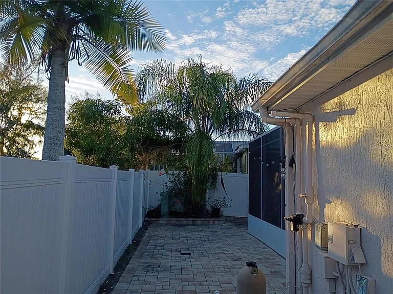 248 Kassik Cir — Photo 17