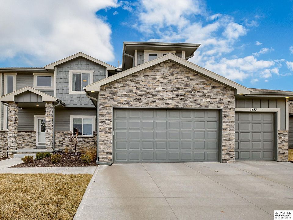 1st image of 3853 S 208th St