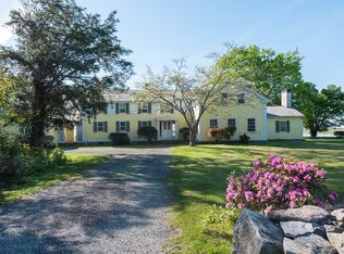 239 Great Neck Rd, Waterford, CT 06385