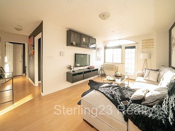4th image of 27-16 12th St #4D