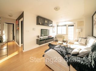 2716 12th St #3C, Long Island City, NY 11102