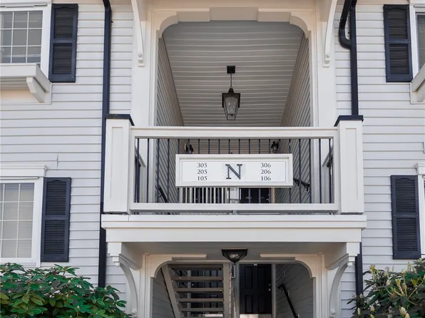 12404 E Gibson Road #N-106, Everett, WA 98204