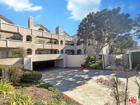 4561 Warner Ave APT 202, Huntington Beach, CA 92649