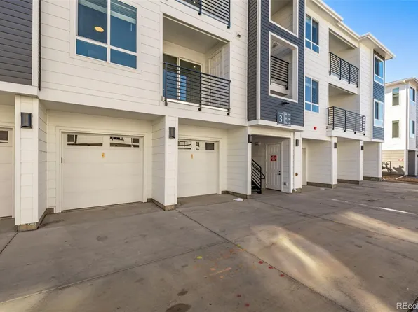 6153 N Ceylon Street Bldg 3 #106, Denver, CO 80249