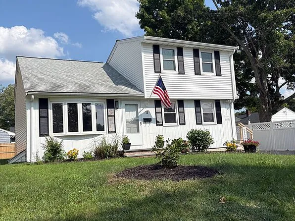 11 Colantha Ave, Brockton, MA 02301