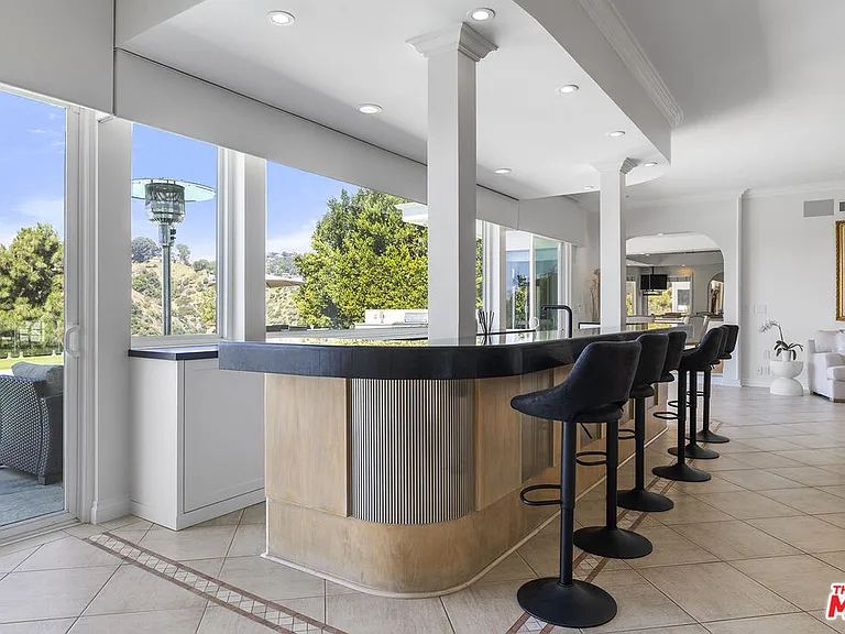 7834 Electra Dr — Photo 12