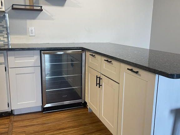 5th image of 326 14th Ave S #So-1b