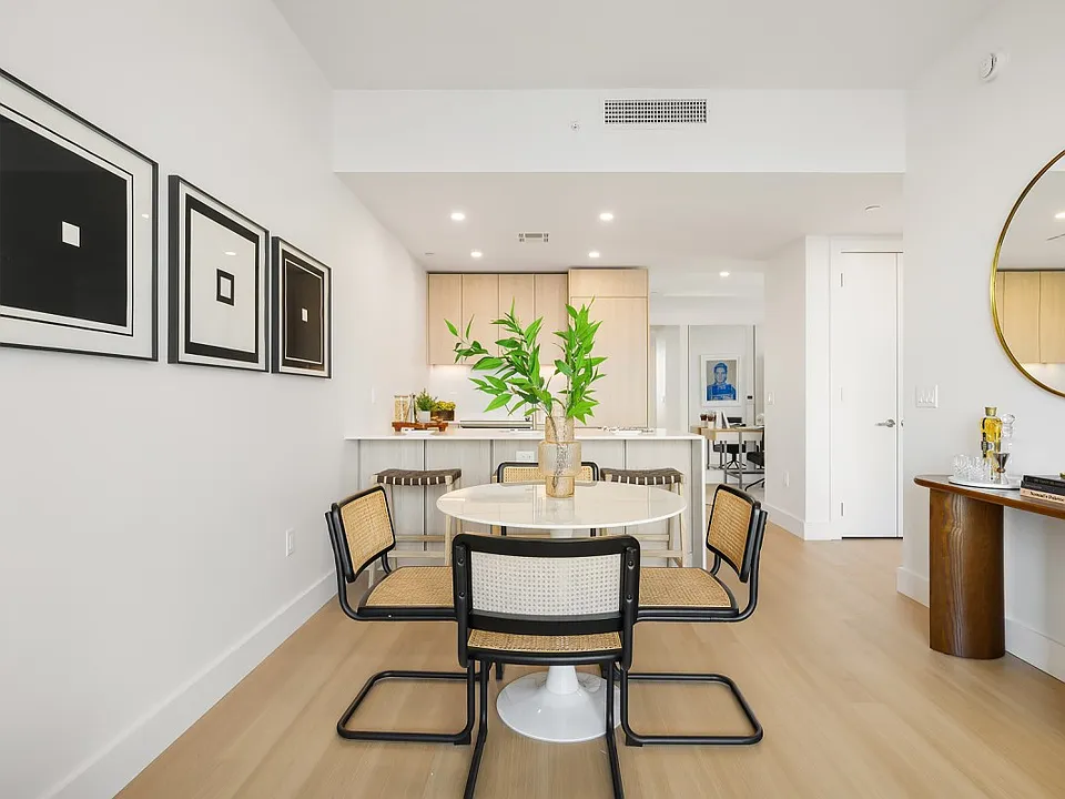 880 Atlantic Ave #8D