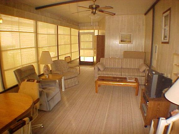 Fl Room