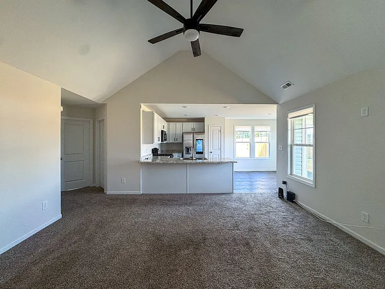 15 Terrier Ct — Photo 5