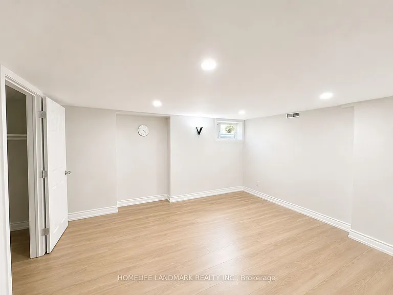 9 Captain Francis Dr #BASEMENT — Photo 6