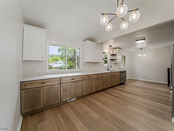 2nd image of 3181 Parmalee Dr
