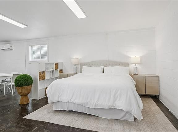 4th image of 5414 Magazine St #B